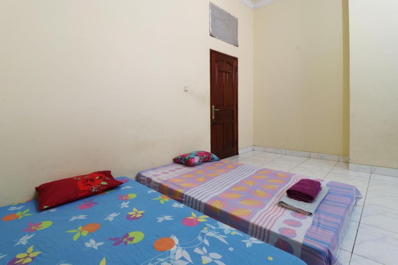 Backpack Syariah Cempaka Putih Barat Hostel Jakarta Exterior photo